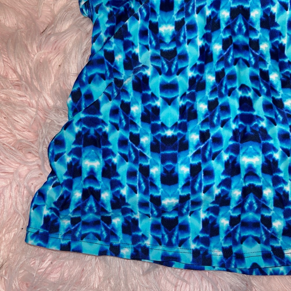 Athleta 213115 Blue Tie Dye Halter Underwire Swim Tara Tankini Top Sz 32 B/C - Picture 3 of 6
